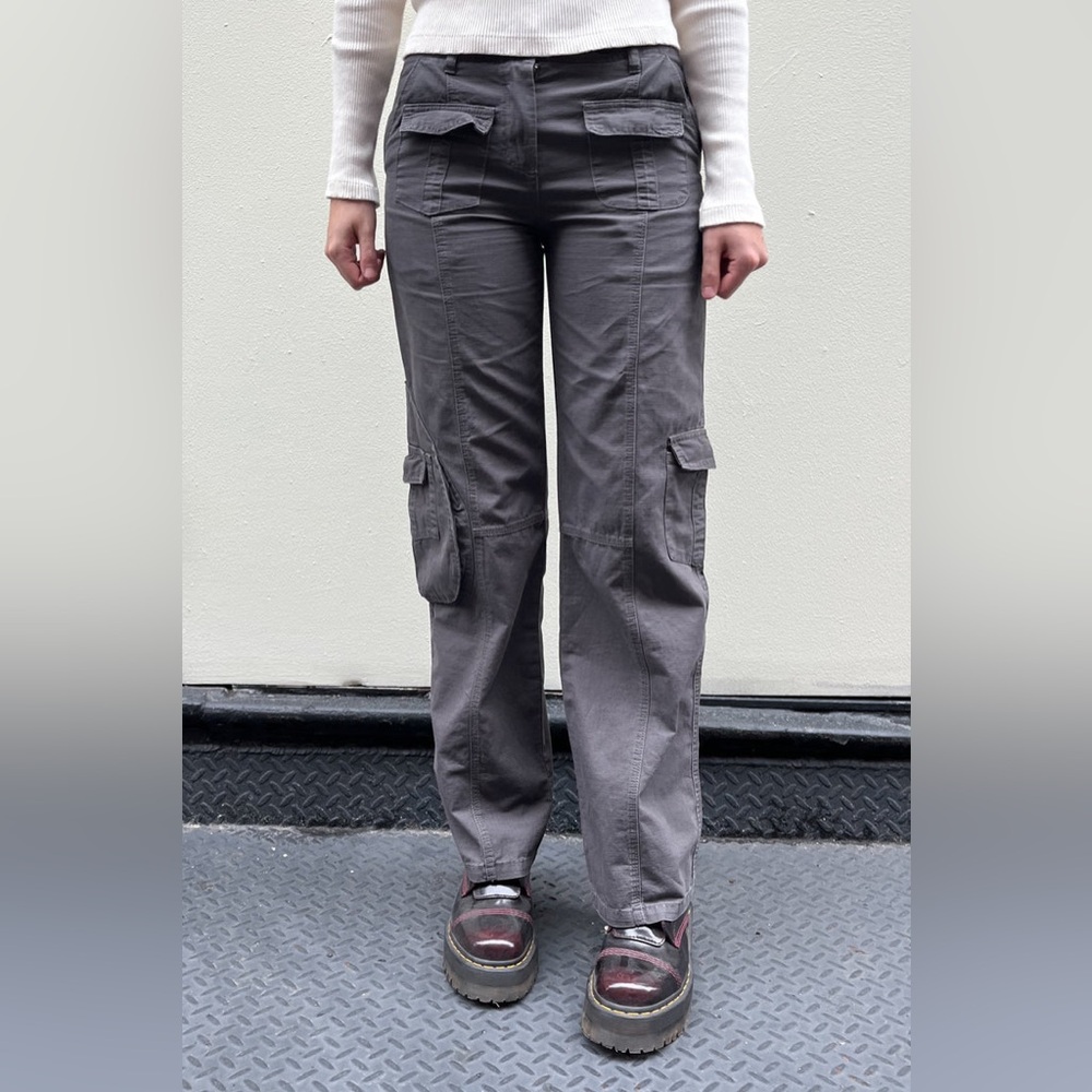 Brandy Melville Kim Cargo Pants